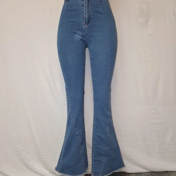 Lalavon Classic Blue Flare Jeans for Women Size S - Picture 5 of 17